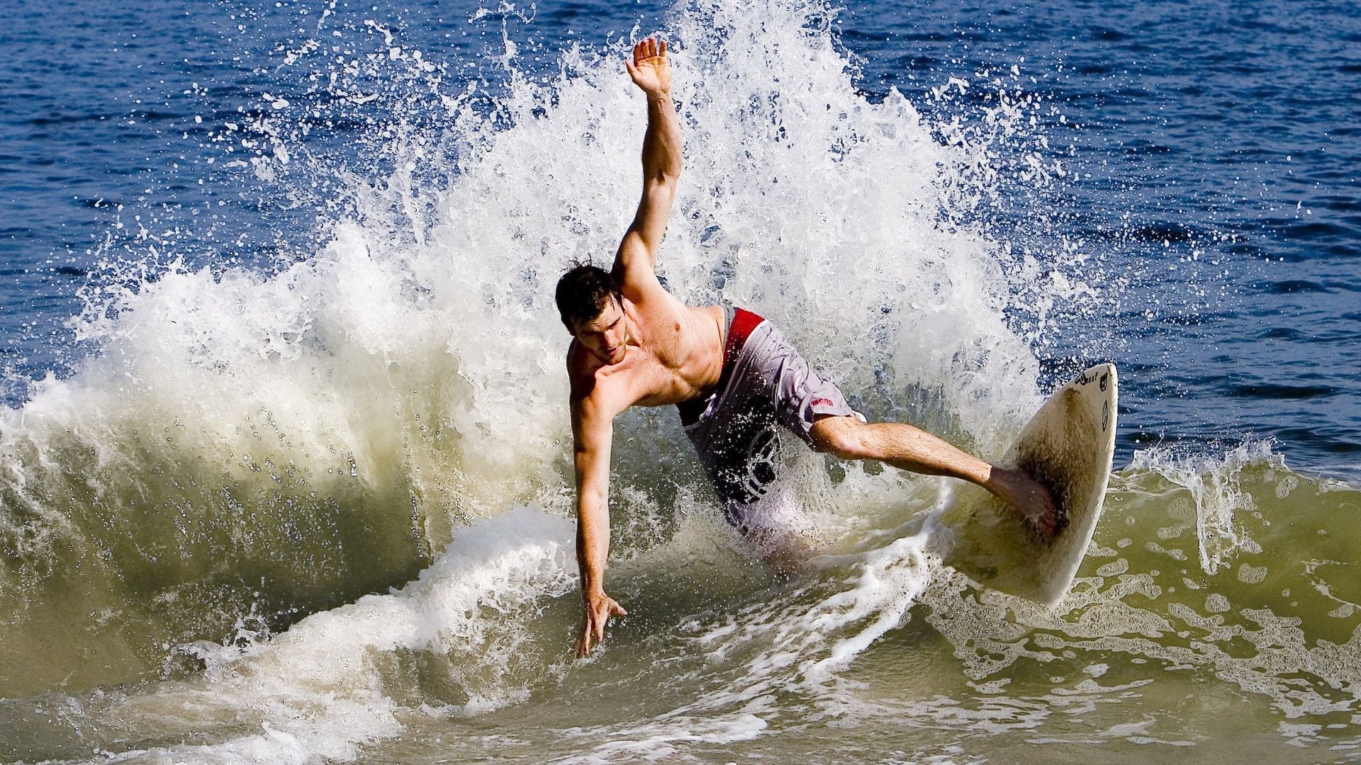 将比赛融入教育：推广台球运动的教育价值，将比赛融入教育_推广台球运动的教育价值和意义